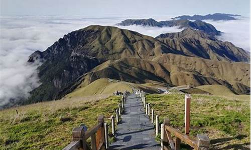 6月武功山旅游攻略_6月份武功山